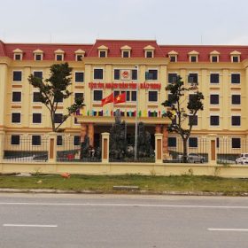 Hoàn thiện hội trường Tòa án nhân dân tỉnh Bắc Ninh